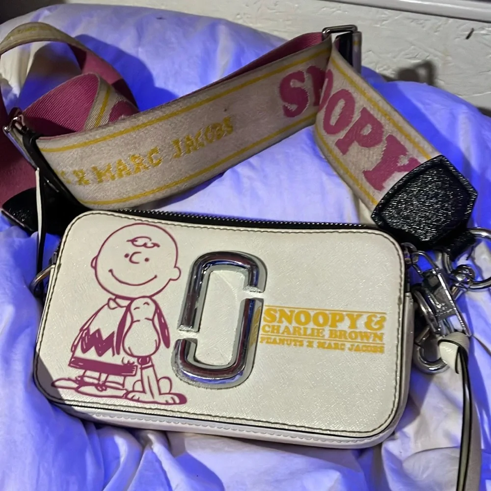 Markjacobs snoopy Charlie brownpurse - Picture 1 of 2